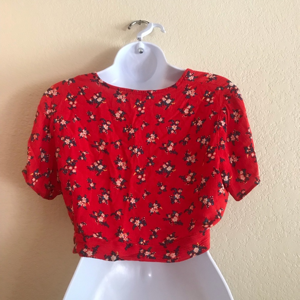 Red floral American eagle button up crop top - Picture 2 of 3